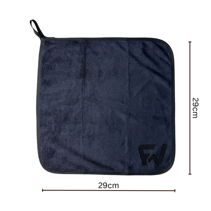 All-in-one Kühltasche Inkl. Mikrofasertuch - Perfekt organisiert am See