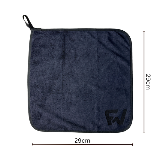 Mikrofaserhandtuch ForellenWerk – Schwarz | 29 × 29 cm